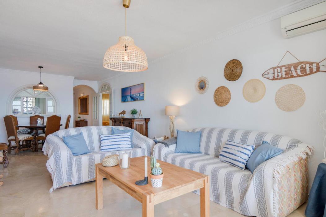 Family Aguamarina Front The Sea Free Parking Apartment Fuengirola Bagian luar foto